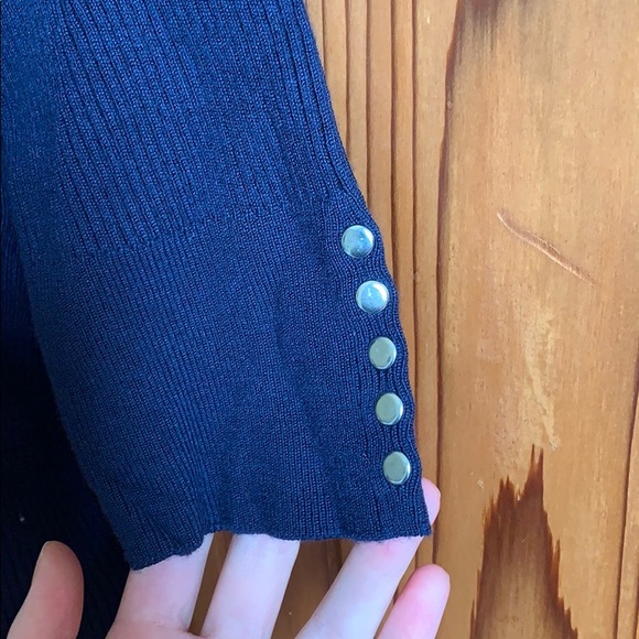 Carmen Marc Valvo Navy Blue Peplum Top - Picture 3 of 10